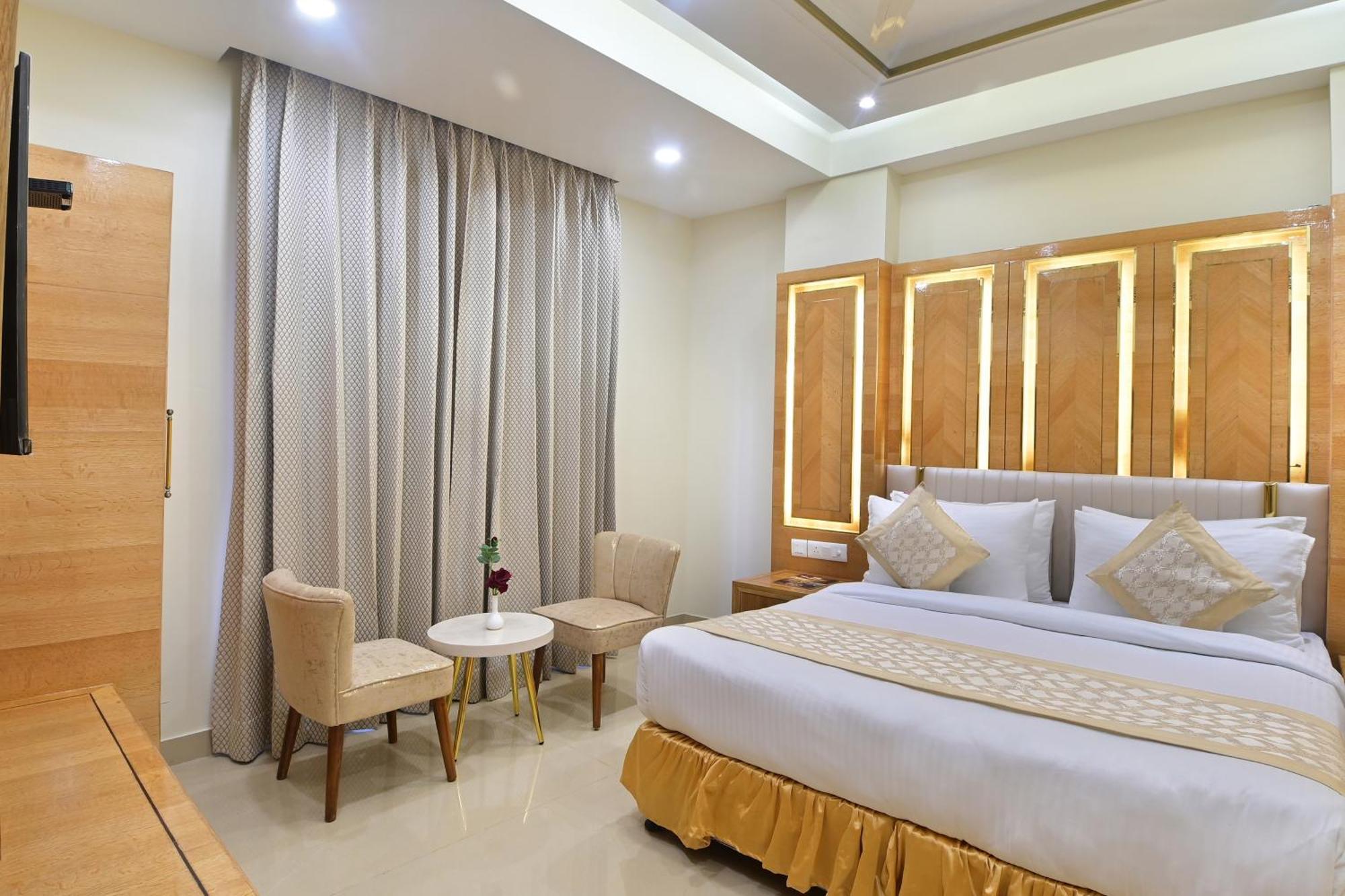 Hotel Gold Palace - 03 Mins Walk From New Delhi Railway Station Nova Deli Exterior foto