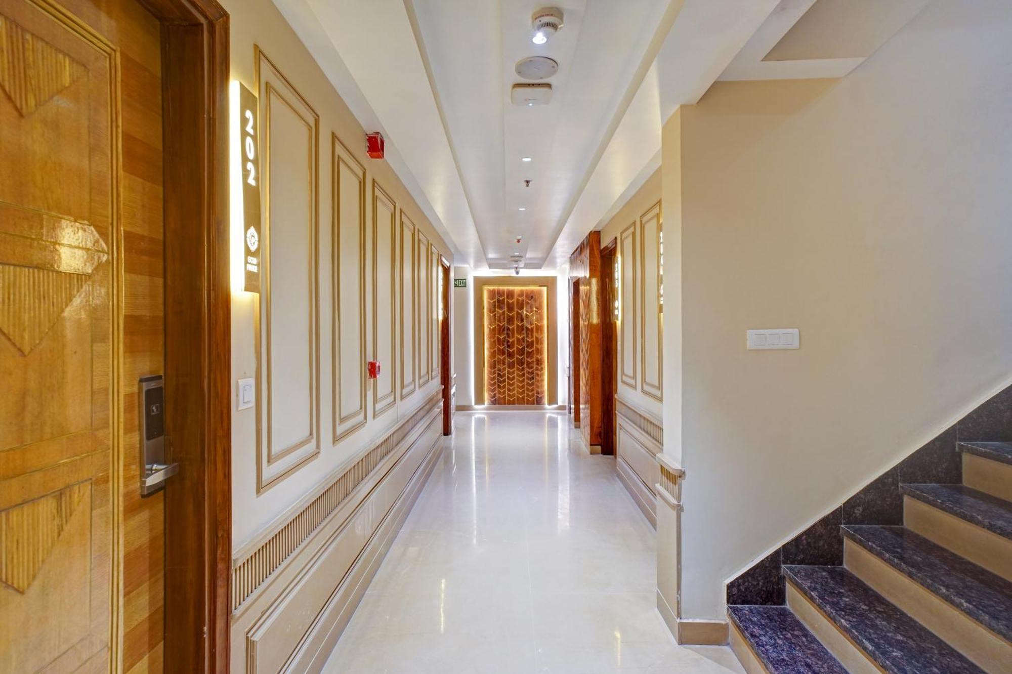 Hotel Gold Palace - 03 Mins Walk From New Delhi Railway Station Nova Deli Exterior foto