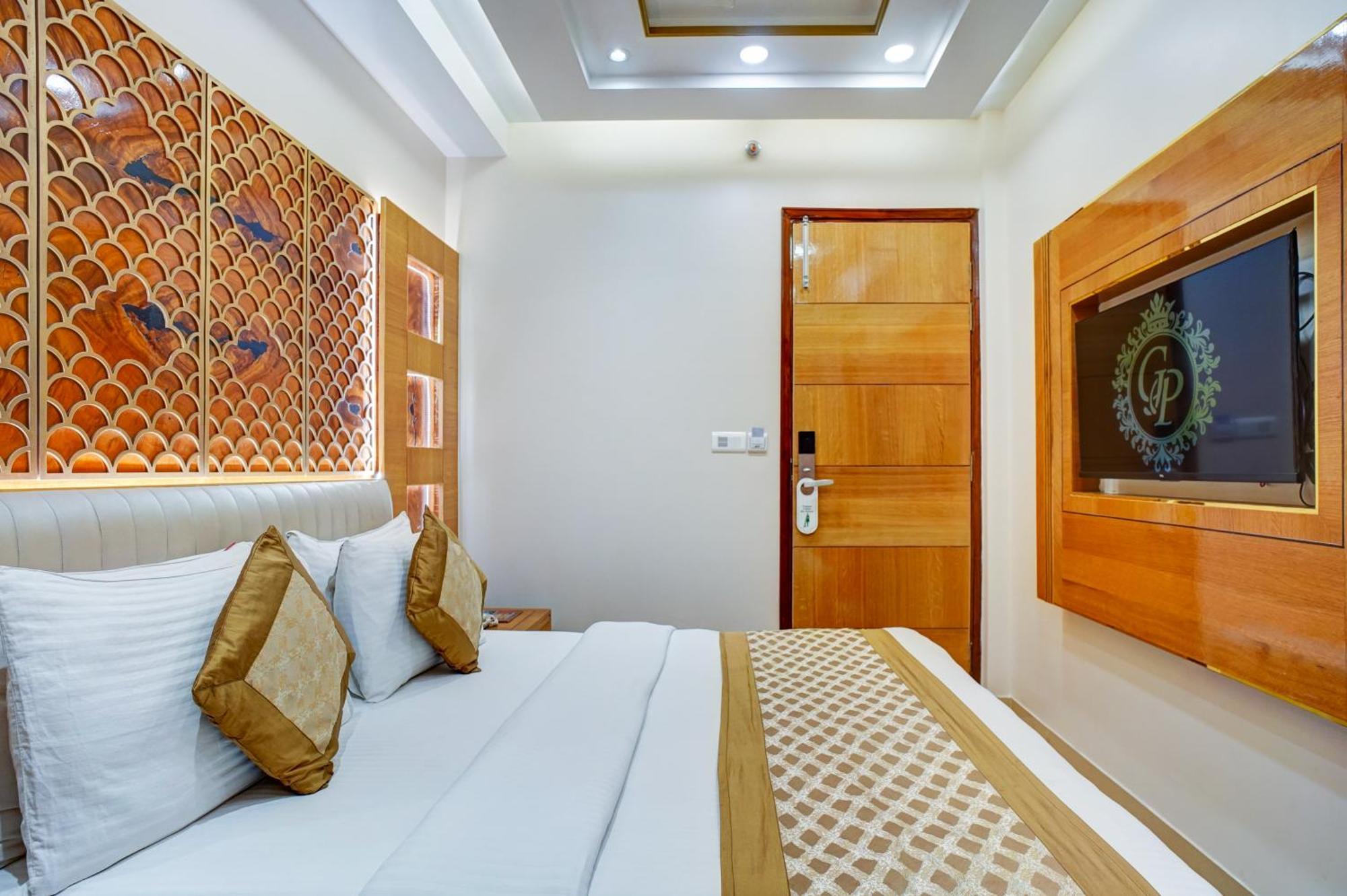 Hotel Gold Palace - 03 Mins Walk From New Delhi Railway Station Nova Deli Exterior foto