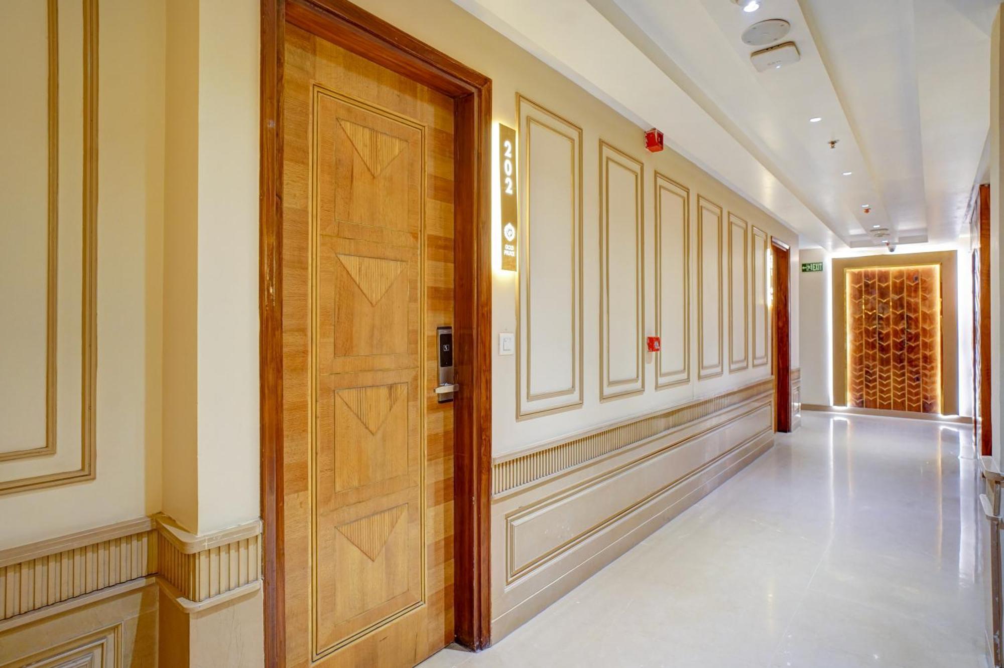 Hotel Gold Palace - 03 Mins Walk From New Delhi Railway Station Nova Deli Exterior foto